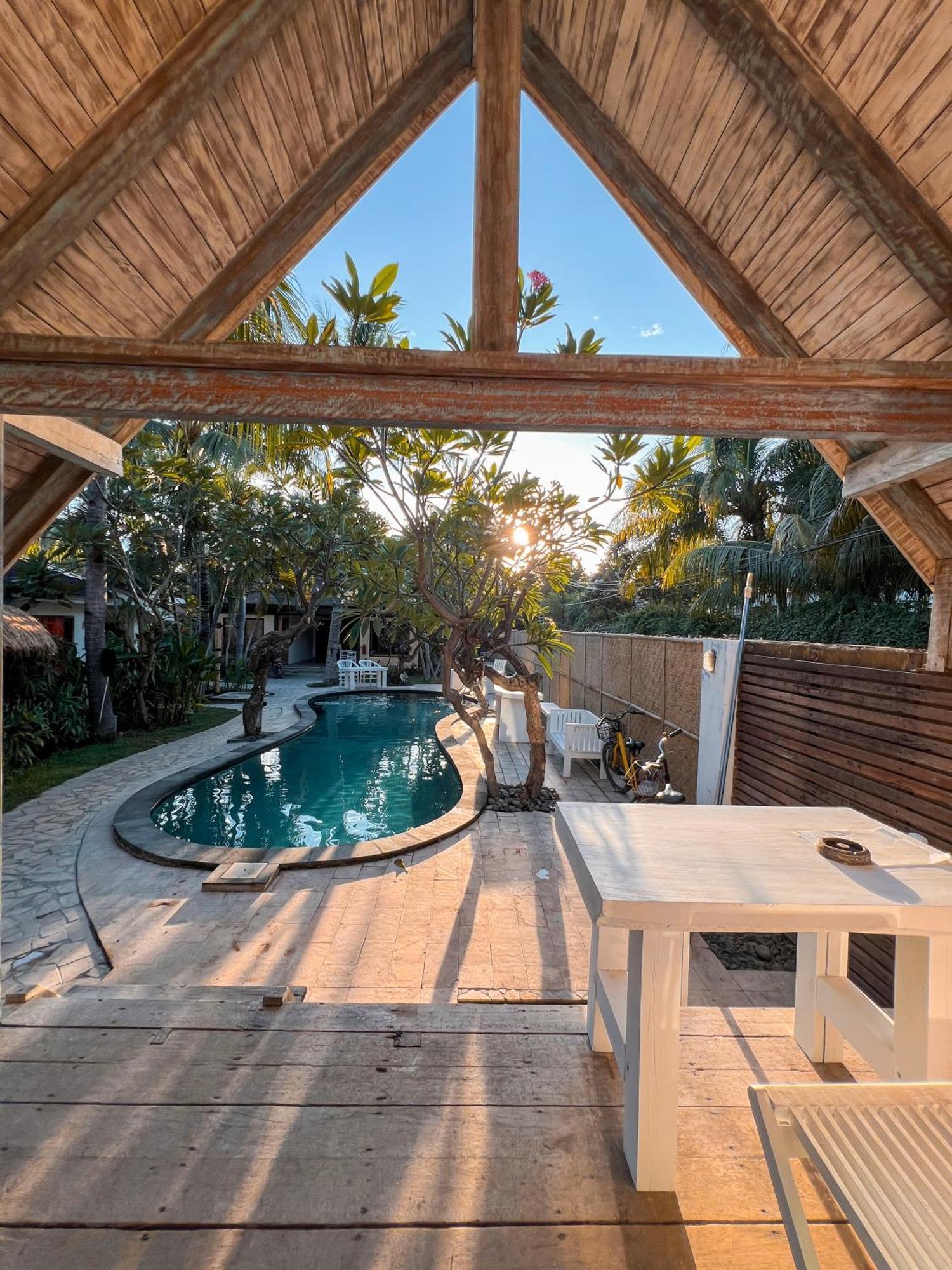 Hotel Coconut Dream Gili Trawangan Esterno foto
