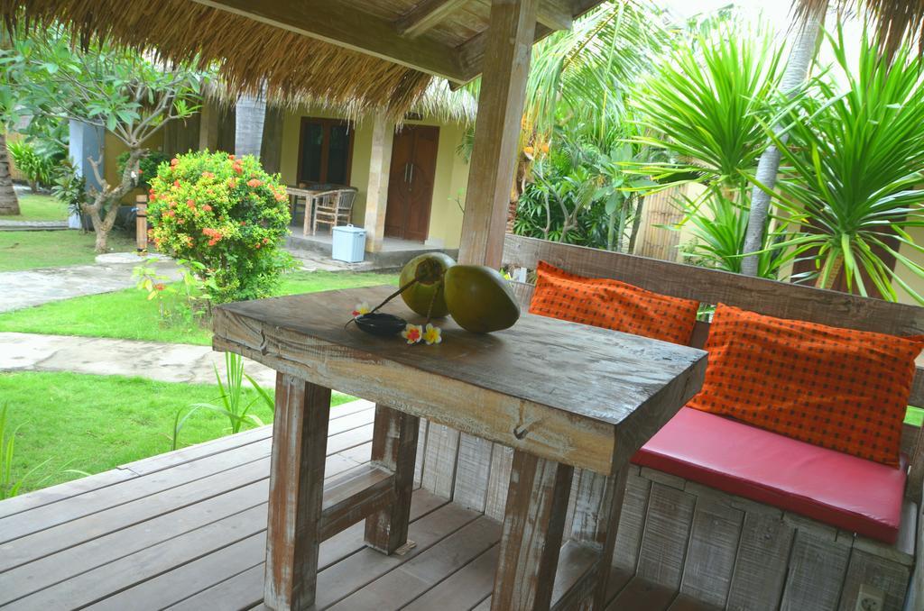Hotel Coconut Dream Gili Trawangan Esterno foto
